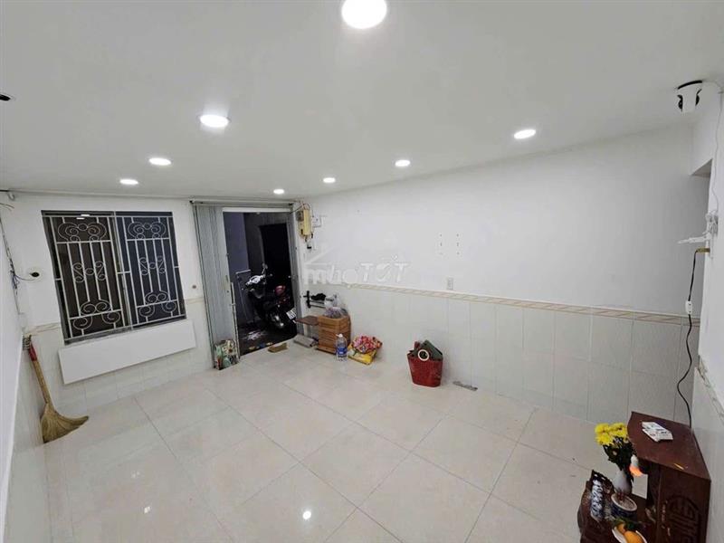 Cho thuê nhà gần mặt tiền chỉ 8tr