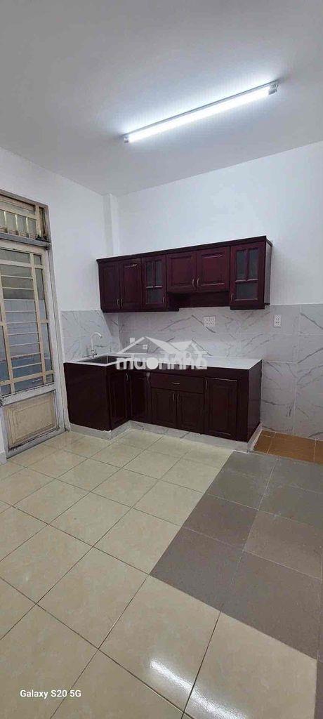 Nhà măt tiền đường số 4, p11, . 4m x 20m , đúc 4 tấm . 14tr/ tháng - Ảnh 2