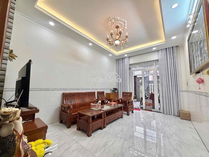 Bán nhà 3 tầng bên sông phạm văn đồng, ngay gigamall, 4x18.5, 8.8 tỷ