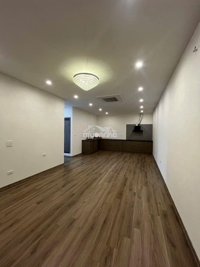Bán ch tại mhd trung văn tố hữu - 3pn, 2wc, view hồ và mặt đường - 4