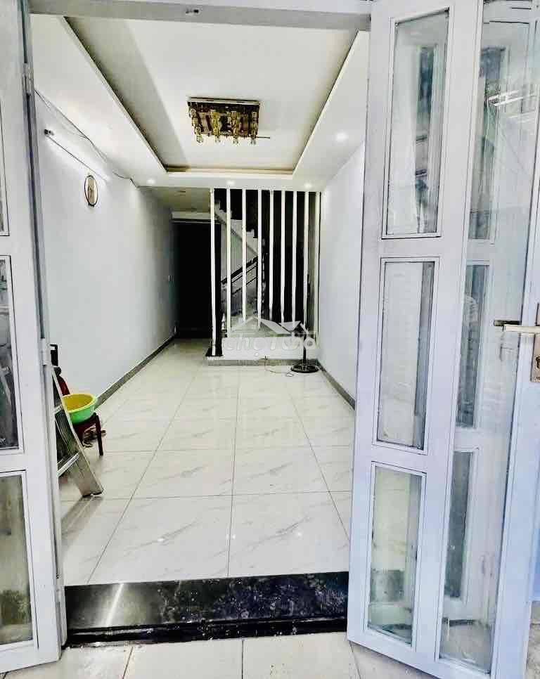 Nhà mới xinh, sân để xe 🍃🍃, 1 trệt 1 lầu,2p. ngủ, n. thất mới ok - Ảnh 2