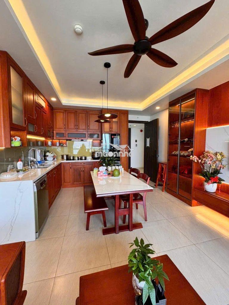 Căn góc a08 tầng cao view landmark 81 và sông sg. để lại full nội thất - Ảnh 3
