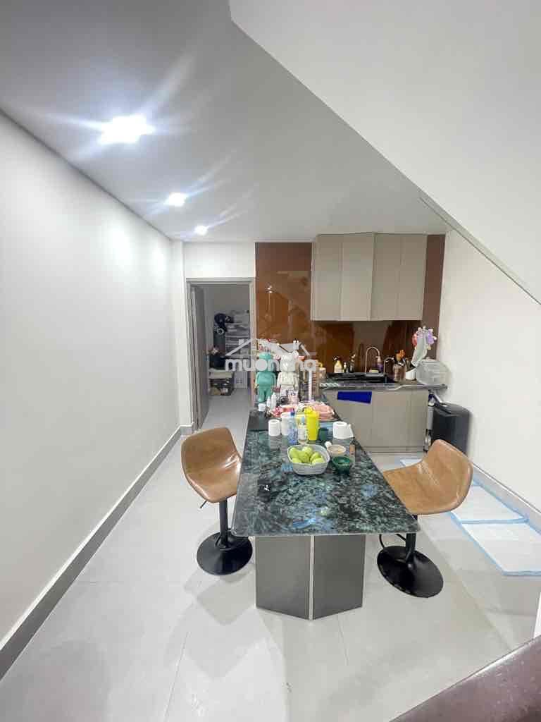 Nhà bán giá tốt sổ hồng riêng nhà 3 tầng kiên cố dát q7 - Ảnh 2
