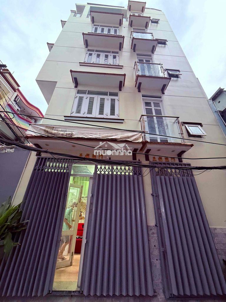 Cho thuê căn góc vị trí đắt địa siêu hiếm q4