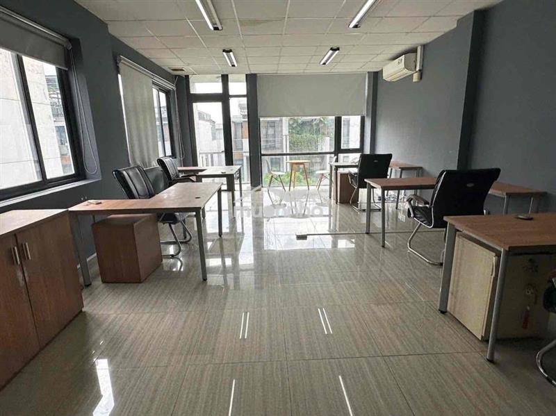 Cho thuê văn phòng vạn phúc city 45m2 full nội thất 8,5tr