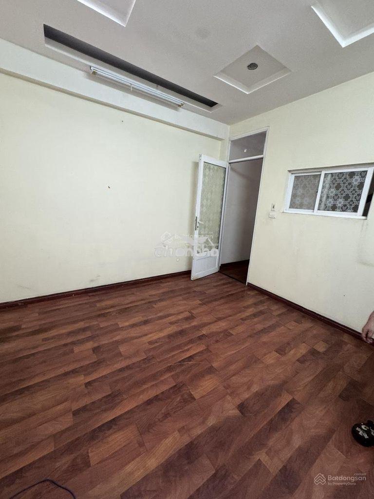 Cho thuê nhà ngõ 78 duy tân - 5 tầng - làm vp, lớp học, kd online, gđ - 3