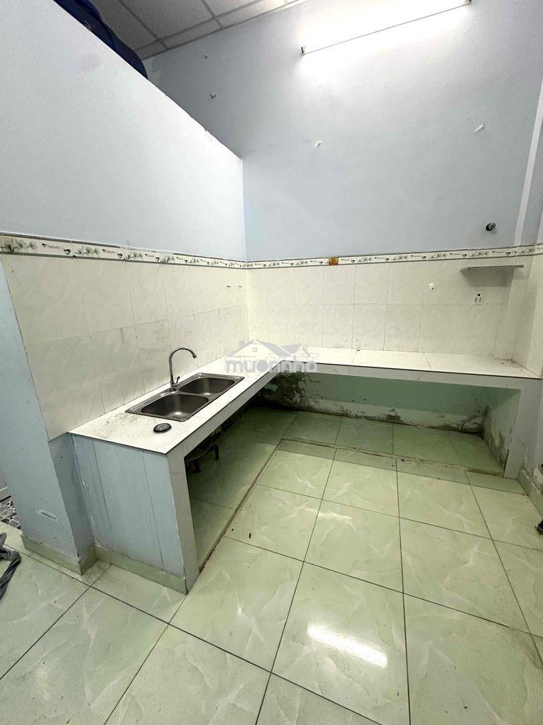 Nhà rẻ [ 4 x 16] cấp 4 ( 2pn,1wc) hẻm 5m thông ,lê đình cẩn ,bình tân - Ảnh 2