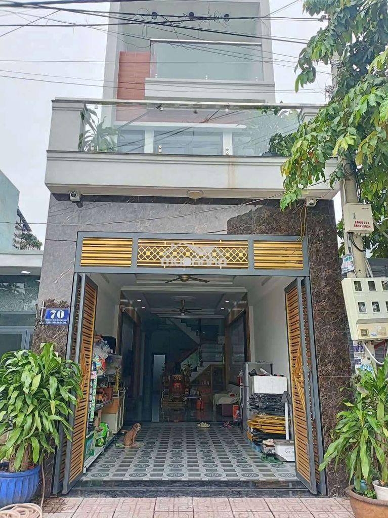 Nhà 3 tấm hoàn công gần hội trường nd đông hòa giá 5 tỷ 990 triệu