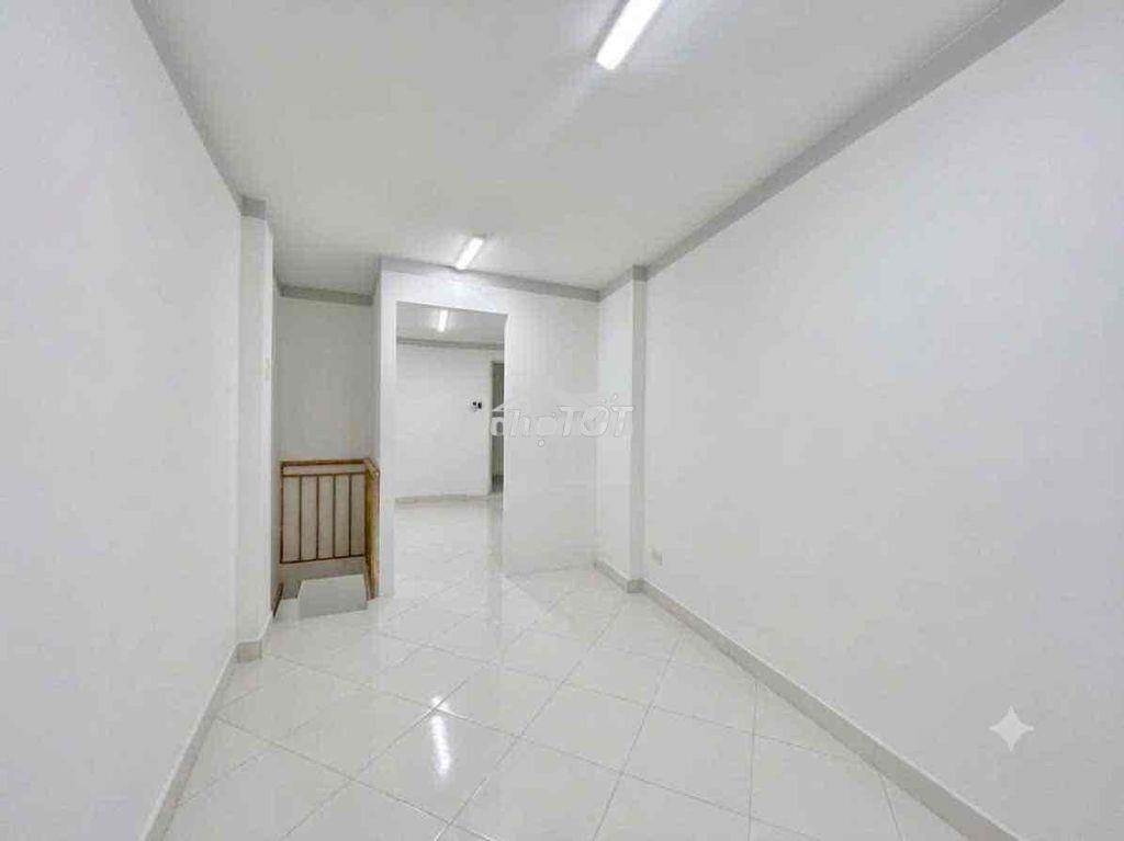 Nhà nguyên căn mới xây ngay đh bách khoa - lý thường kiệt q10 - Ảnh 3