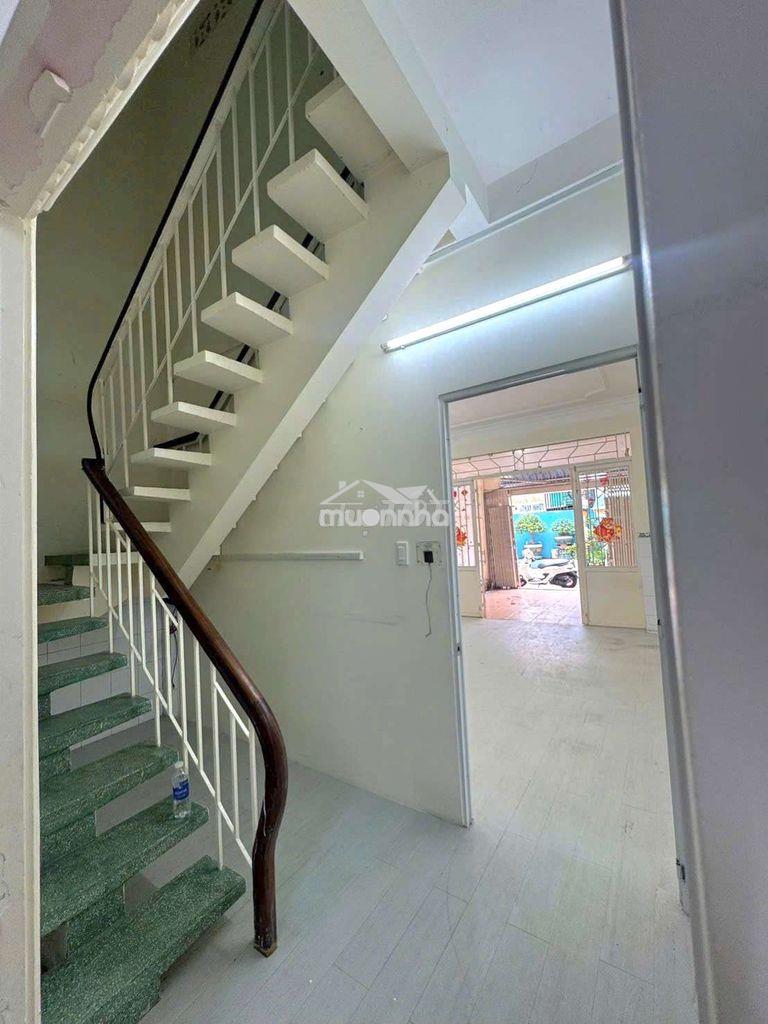 Cho thuê nhà thoại ngọc thầu - tân phú - giáp bình tân - 9trieu- 3pn - 3
