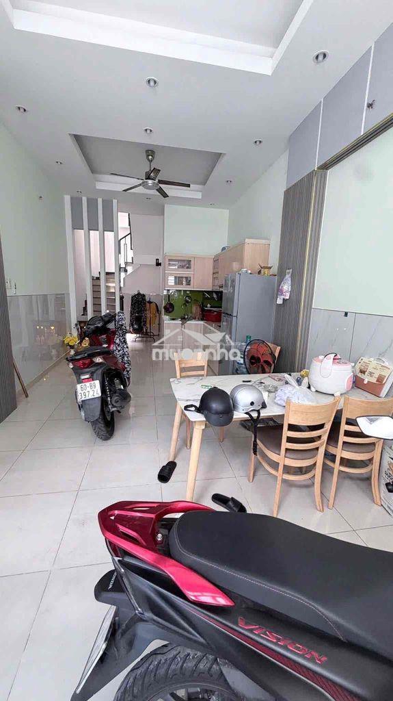 Cho thuê nhà nguyên can 2pn 3wc hẻm 138/ đường số 20 p5