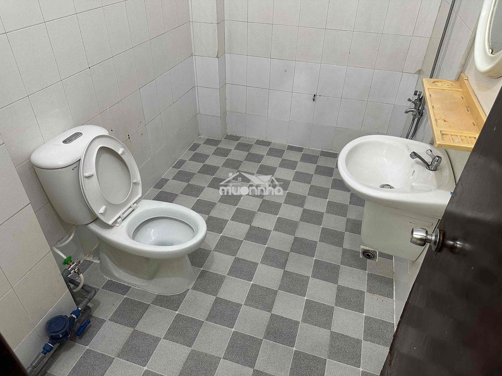 Cho thuê phòng trọ mặt tiền đường xuân diệu 30m2 - 2