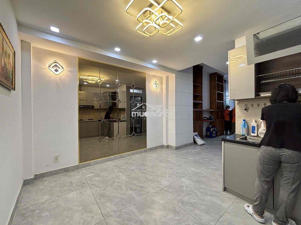 🔥 Cho thuê căn trệt rộng trần cao - bếp riêng siêu đẹp âu dương lân - Ảnh 4