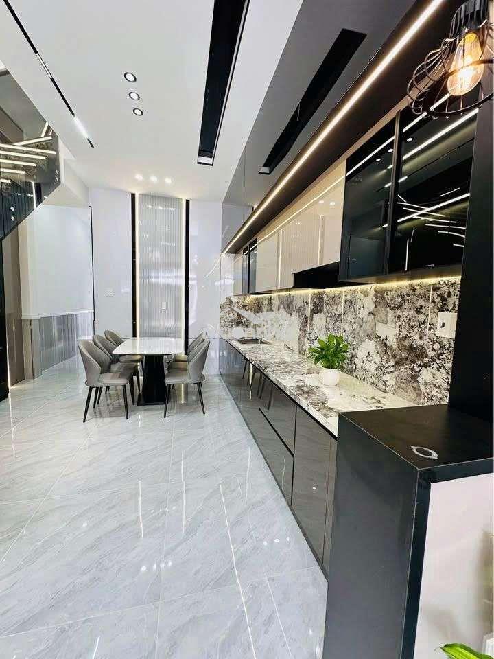 Chủ cần bán gấp căn nhà mặt tiền đường 13m, hẻm xe hơi tránh nhau - Ảnh 4