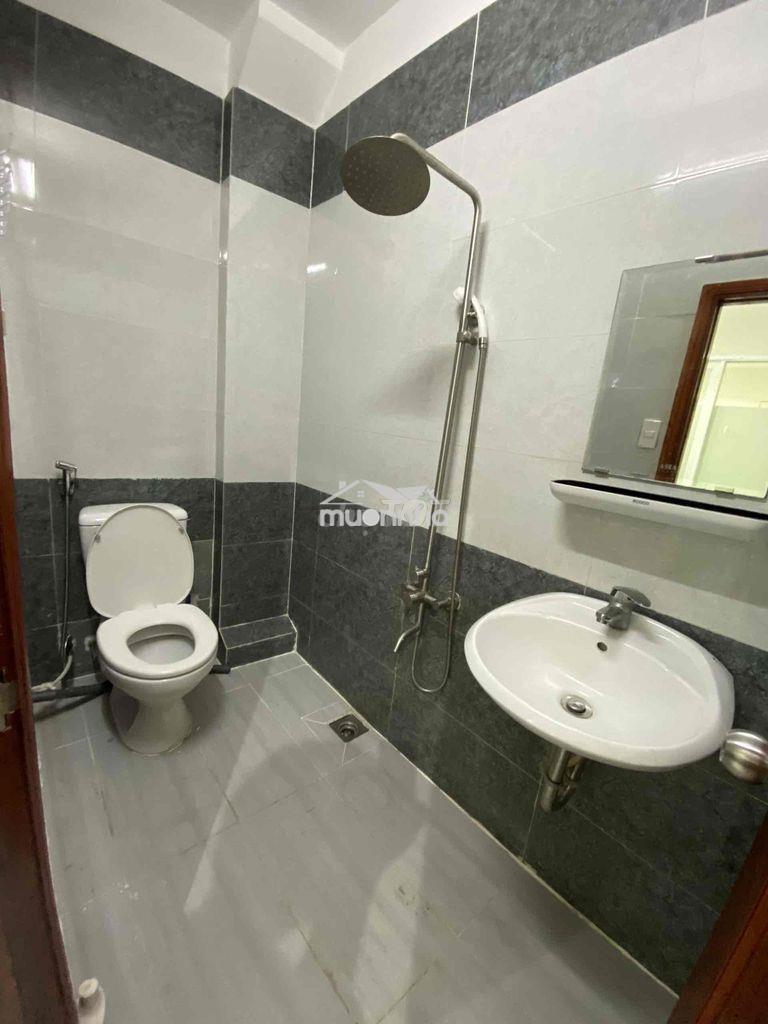 Phòng cho thuê quận 3 - sát quận 10 - lê văn sỹ