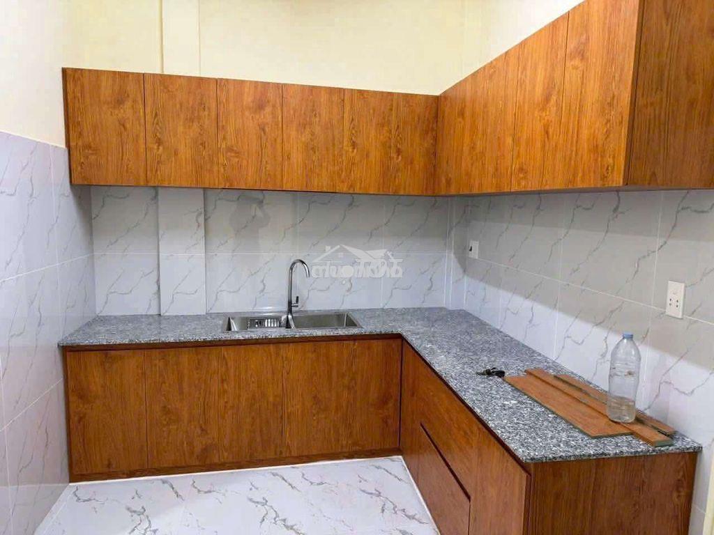 Nhà 140m2, sân đậu 2 oto gần chung cư sunview - Ảnh 3