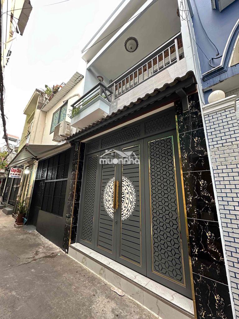 Cho thuê nhà để ở gia đình có 4 phòng ngủ 4 nhà vệ sinh