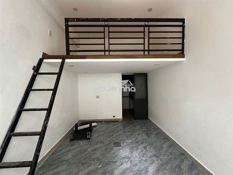Nhà nguyên căn 2.5x5m ngay trần phú quận 5