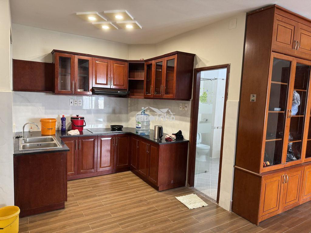 Chính chủ cần bán cc nguyễn kim q. 10, dt 56m2, 2pn nội thất mới, shr - Ảnh 2