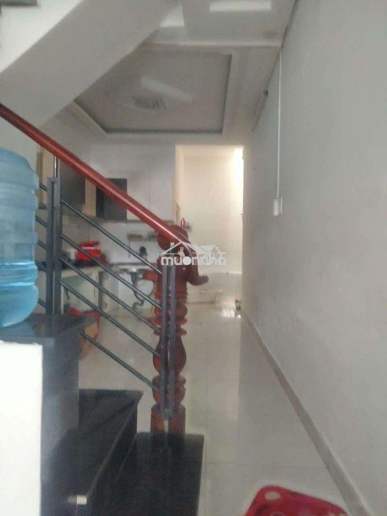 Cho thuê nhà 2pn 2wc ngay chợ phạm văn bạch - Ảnh 4