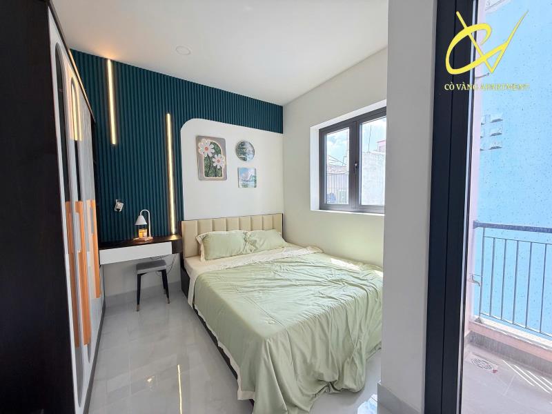Thuê ngay căn hộ 1 phòng ngủ tách bếp 40m2 full nội thất có ban công ngay bùi đình tuý hẻm ô tô tận cửa gần ngã tư hàng xanh giáp quận 1,3 khu an ninh , dân trí cao