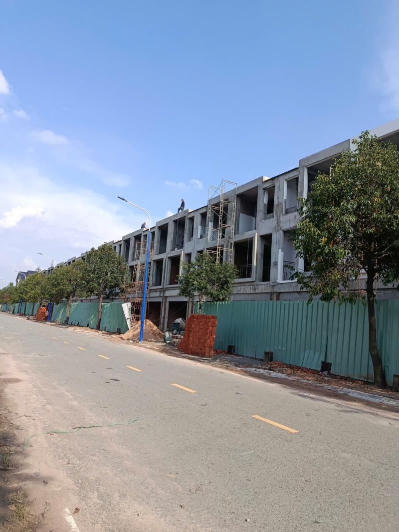 Nhà phố becamex tp mới bình dương _ nơi an cư lý tưởng, kiến tạo tương lai tại đại lộ lê lợi