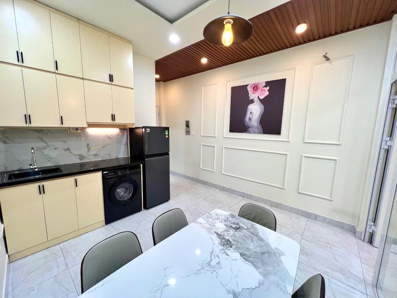 Cho thuê căn hộ 1 phòng ngủ bình thạnh, full nội thất, rộng rãi, cửa sổ lớn, máy giặt riêng - gần hàng xanh, quận 1, quận3 - Ảnh 4