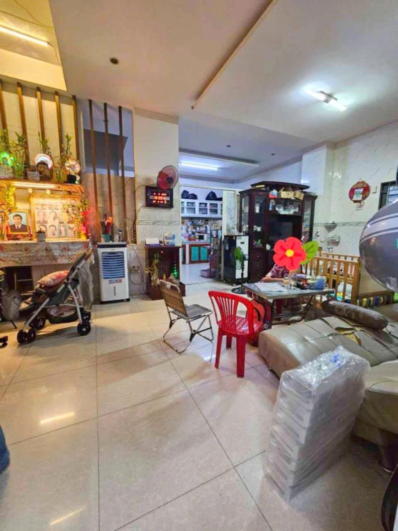Bán nhà bình trị đông 80m2 - 3 tầng đường 6m ô tô