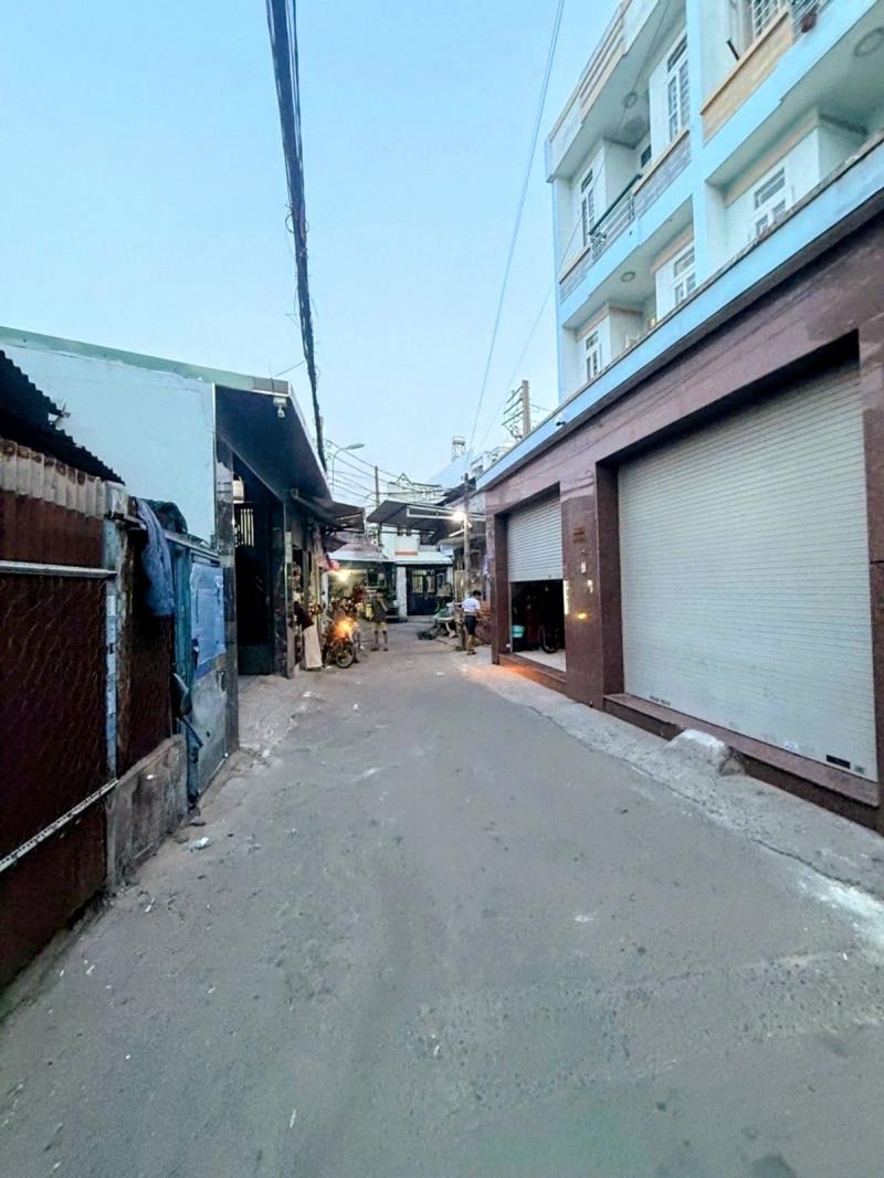 Bán dãy 9 căn 1t2l 15 x 42 hxt phan văn hớn, gần trường chinh, full thổ cư - Ảnh 3
