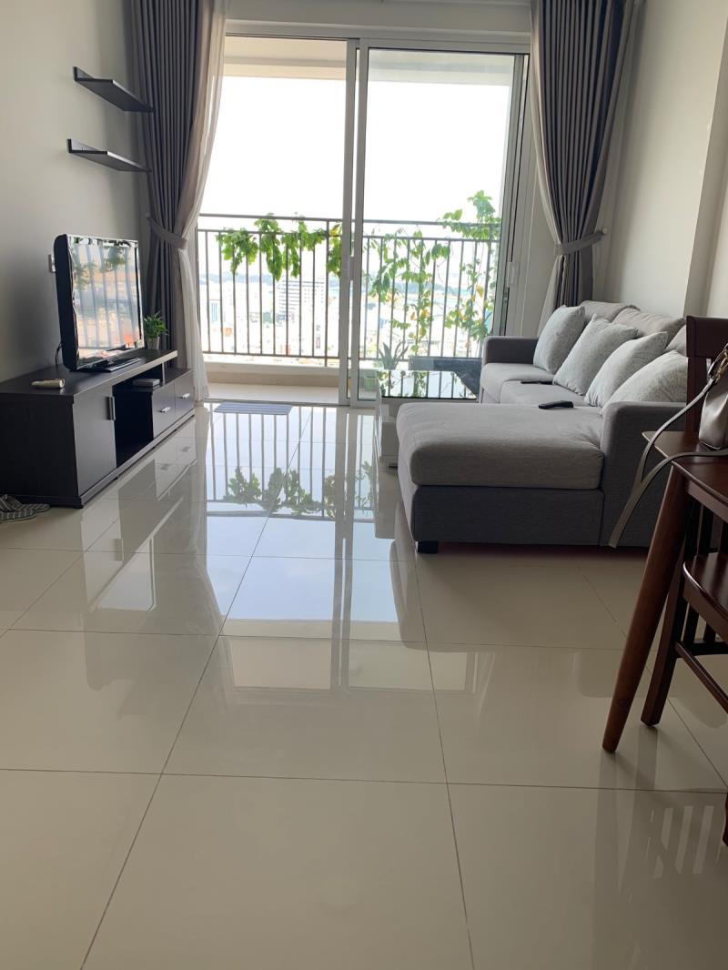 Căn 2 phòng ngủ - 17 triệu/ tháng - orchard garden - đầy đủ nội thất