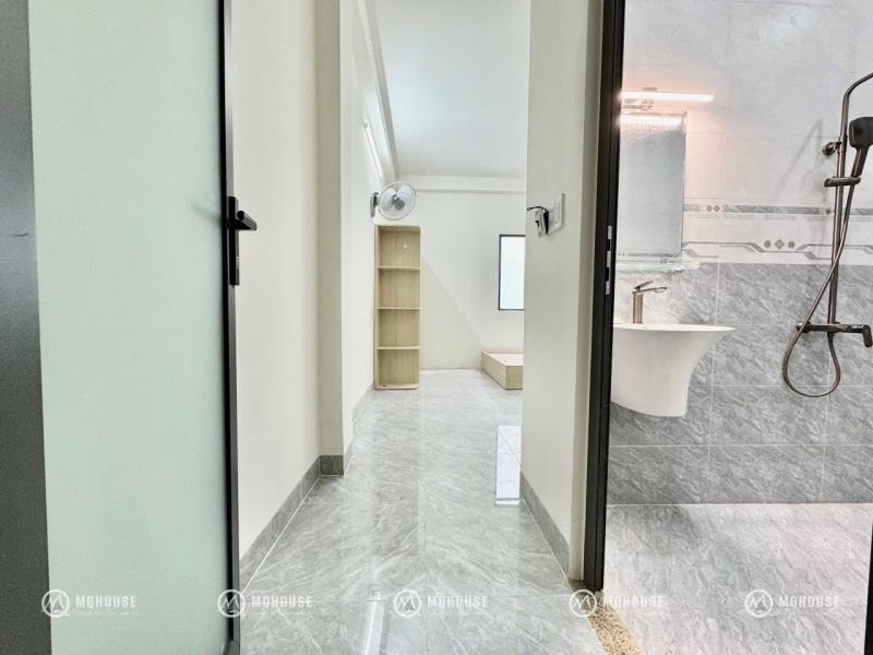 Studio cửa sổ trời | full nt + mgr | thang máy |