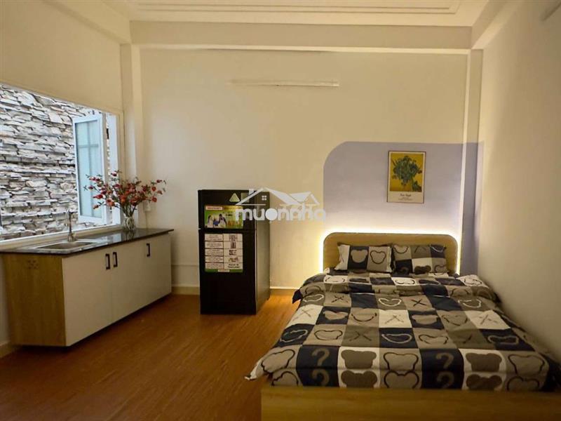 Studio full nội thất cửa sổ bao thoáng