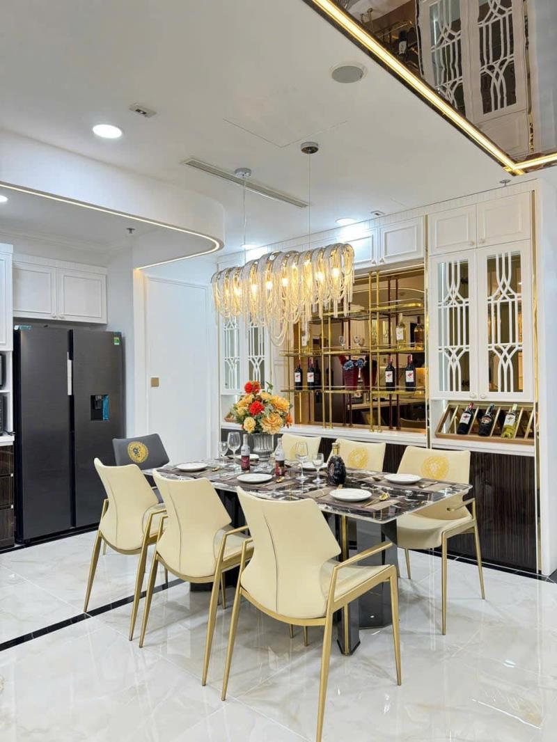 Tôi bán ch 60m2/2 tỷ 4 (2pn) shr,đẹp ,vay 70% mới tinh,view siêu thoáng.nguyễn bỉnh kiêm