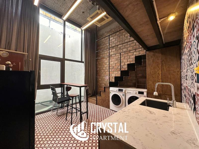 Khai trương duplex nội thất thiết kế - cầu thang kết hợp tủ - cửa sổ trời | ngay khu k300 - nhà ga t3 cộng hòa - hoàng hoa thám - công viên hoàng văn thụ - Ảnh 2
