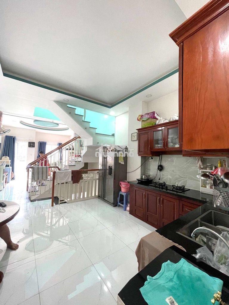🏠 Bán nhà 3 tầng dt 4 ❌ 14m- hxh p. đông hưng thuận- q12 -5 tỷ tl.