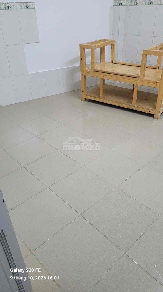 Nhà cho thuê mt nội bộ đường số 4 bhh a (khu sử lý nước thải) dt 4,2m - Ảnh 3