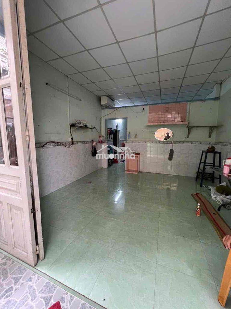 Trước nhà 4m cách 20m ra 3/2 đầu 3m1 nở ngang 7m5 dài 15m trệt lầu c - Ảnh 2