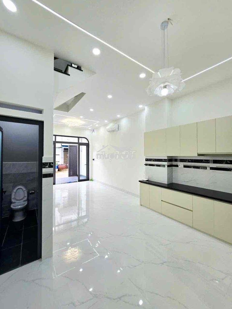 Nhà đẹp ở ngay 3 tầng liền kề nguyễn xiển chỉ 4.8 tỷ - Ảnh 2