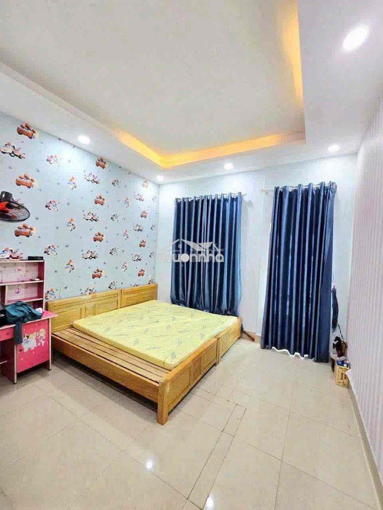 Nhà 3 tầng hxh gần ubnd phường long trường, 3pn 2wc, 4x14m, 56m2 vuông - Ảnh 3