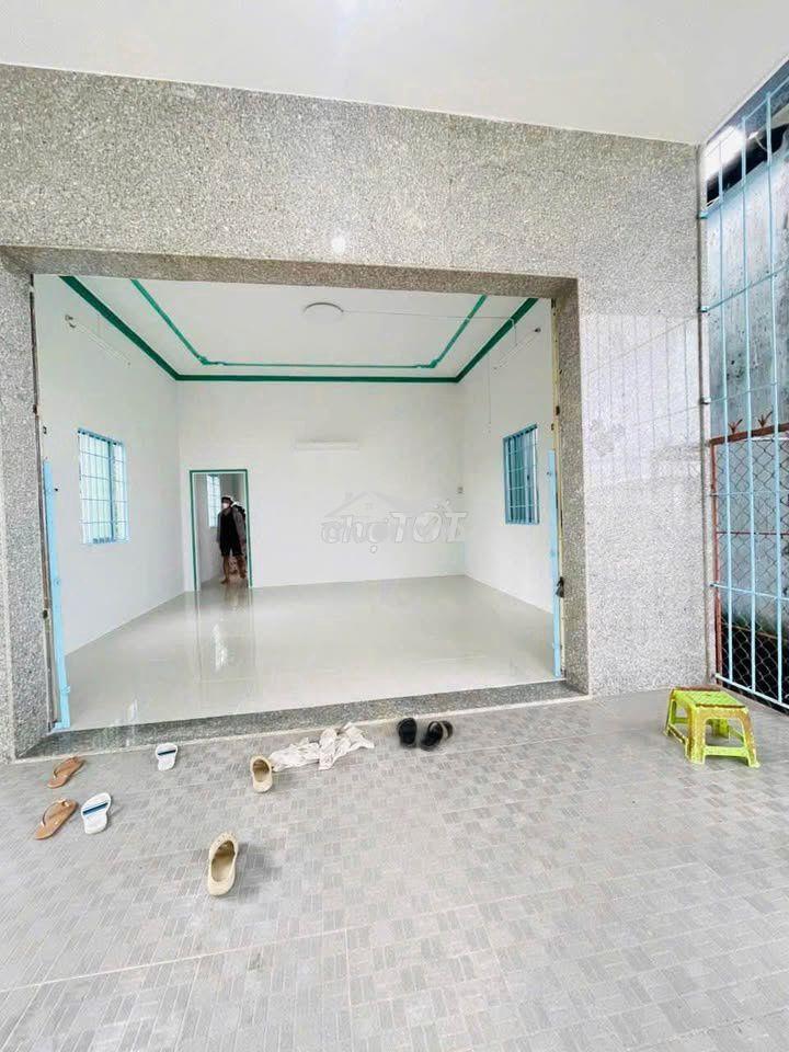 Bán gấp căn nhà cổ có sân rộng 153m2 shr ở đ. giồng cát *giá chốt 1 tỷ - Ảnh 3