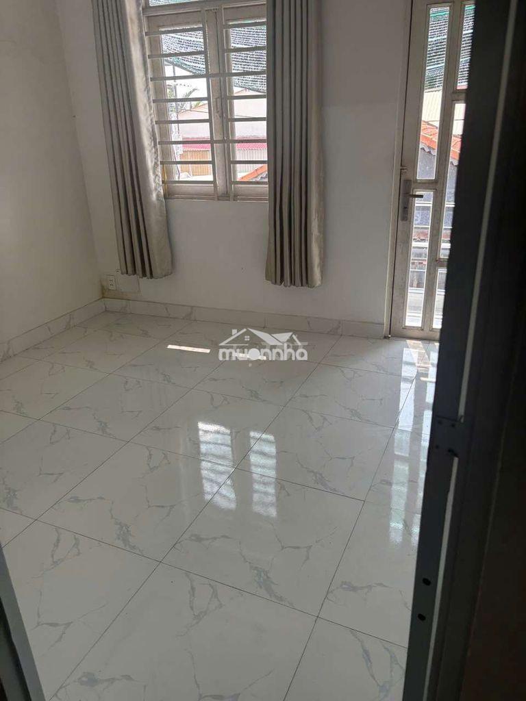 Nhà vừa trống cần tìm quý khách lâu dài