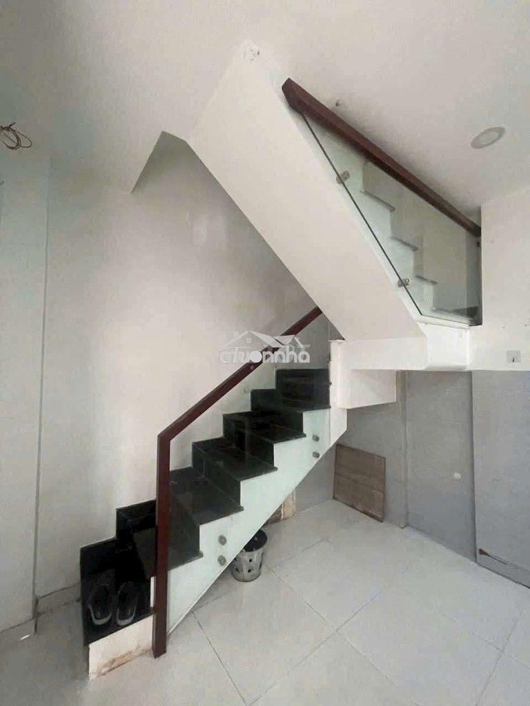 🏠🏠 Cho thuê nhà nguyên căn mặt tiền hẻm xe hơi  - Ảnh 3