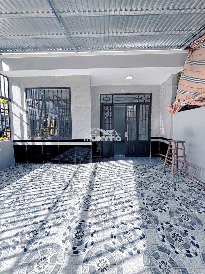 Bán gấp căn nhà 2mt ở 1/ đào thị kiểm - củ chi 150m2 shr giá 1 tỷ 80tr - Ảnh 2
