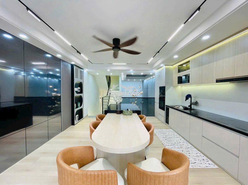 Cho thuê nhà hxt 31/3a hoàng việt, phường 4, q.tân bình - Ảnh 3