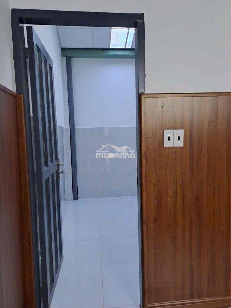 Cho thuê nhà hẻm 203 tô ký. chợ cầu. 3.5 x 20m. lửng. 3pn. 2wc. giá 7t - Ảnh 4
