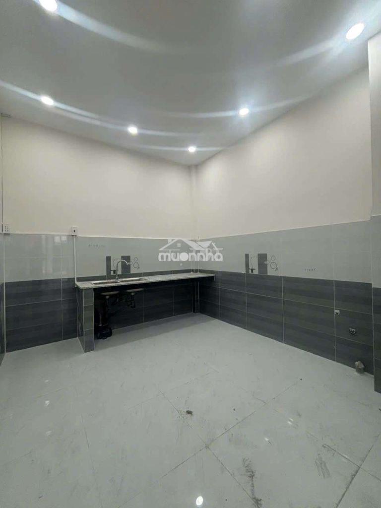 Nhà hẻm ôtô - gần bxq8 - Ảnh 4