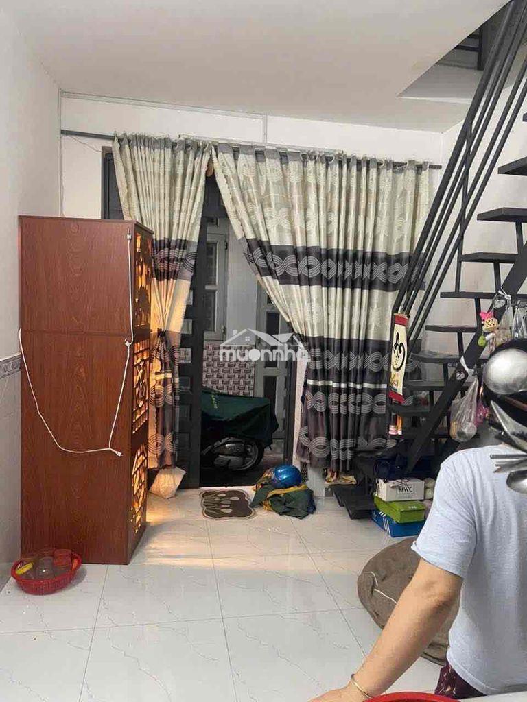 Bán nhà hiệp thành sát chợ q12 dt 3,5x5 1 lầu kdc 100%