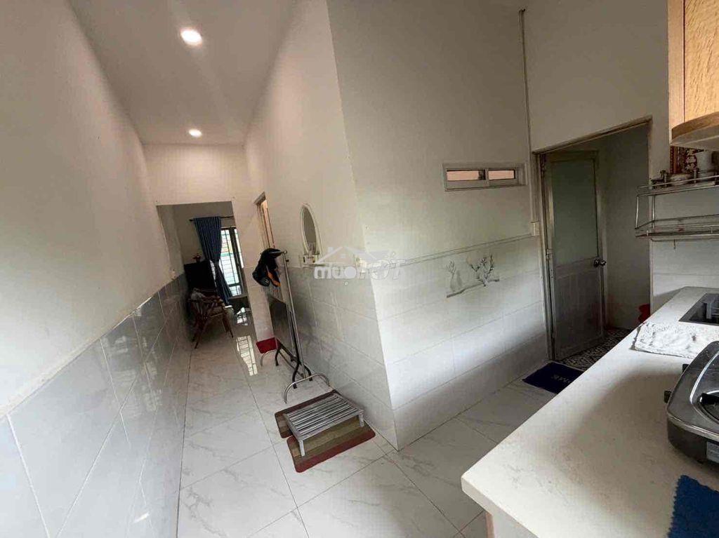Nhà ngay chợ thủ đức 45m2 sổ hồng khu trung tâm nhiều tiện ích - Ảnh 3