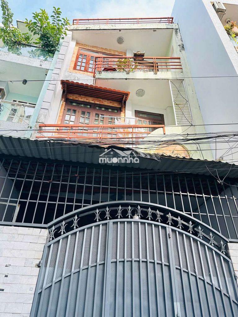 Hh 1% nhờ ae hỗ trợ- nhà 3 tầng, p.13,tb (4.6 x 13m) nở hậu- 8.7 tỷ tl