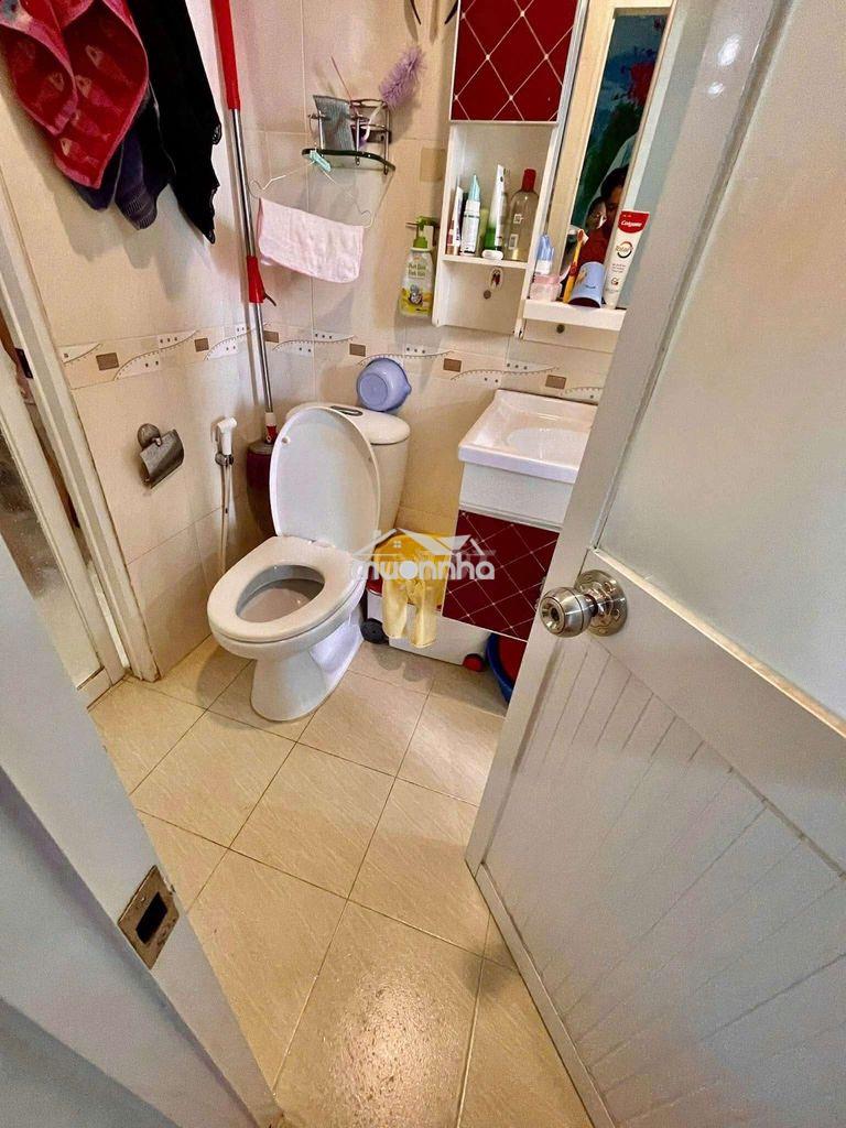 Cho thuê nhà nguyên căn ngay chợ phạm thế hiển, quận 8 - Ảnh 3